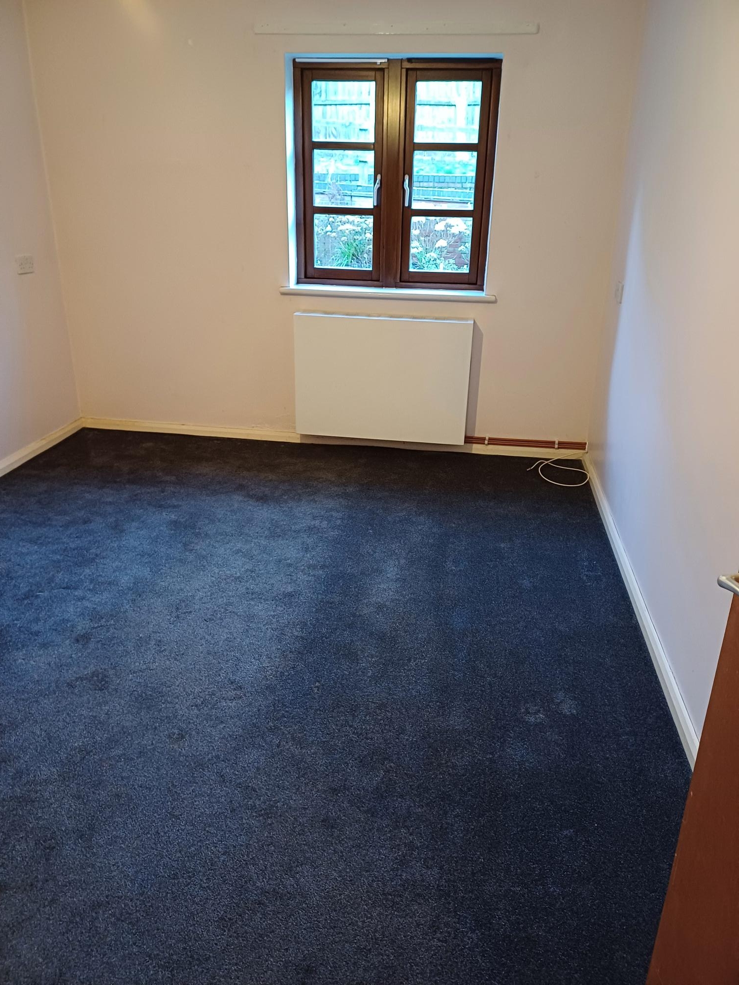 OLD SCHOOL COURT, Wheaton Aston For Rent