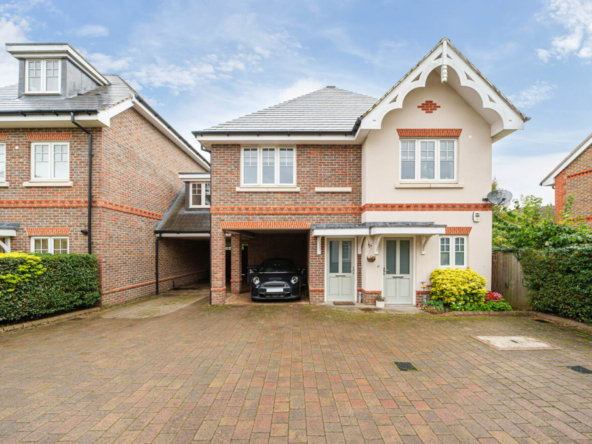 Shared Ownership in Bourne End, Buckinghamshire 2 bedroom Maisonette