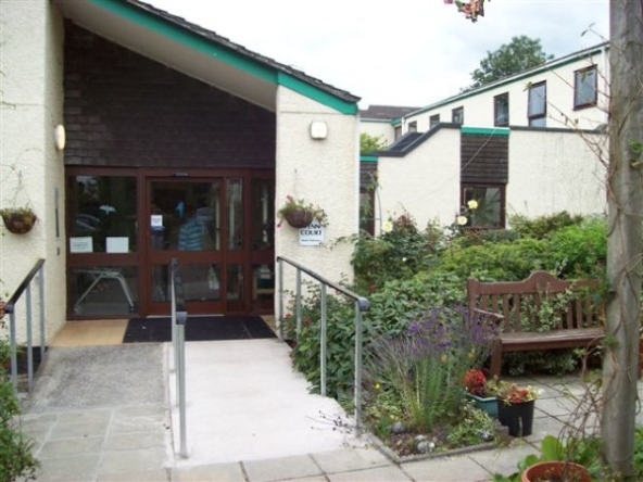 For Rent in Brixton, Devon 1 bedroom first floor Flat